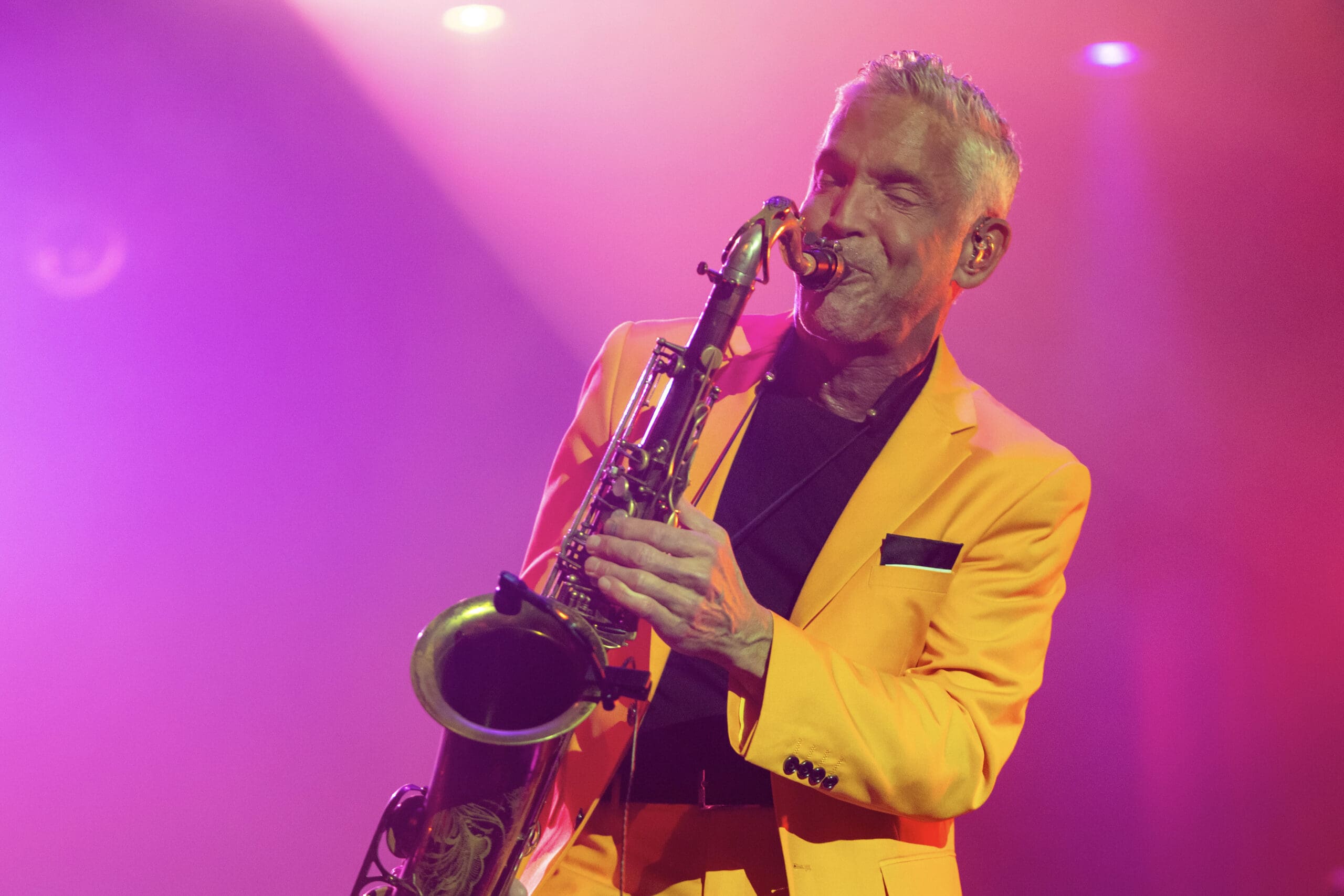 Dave Koz playing live